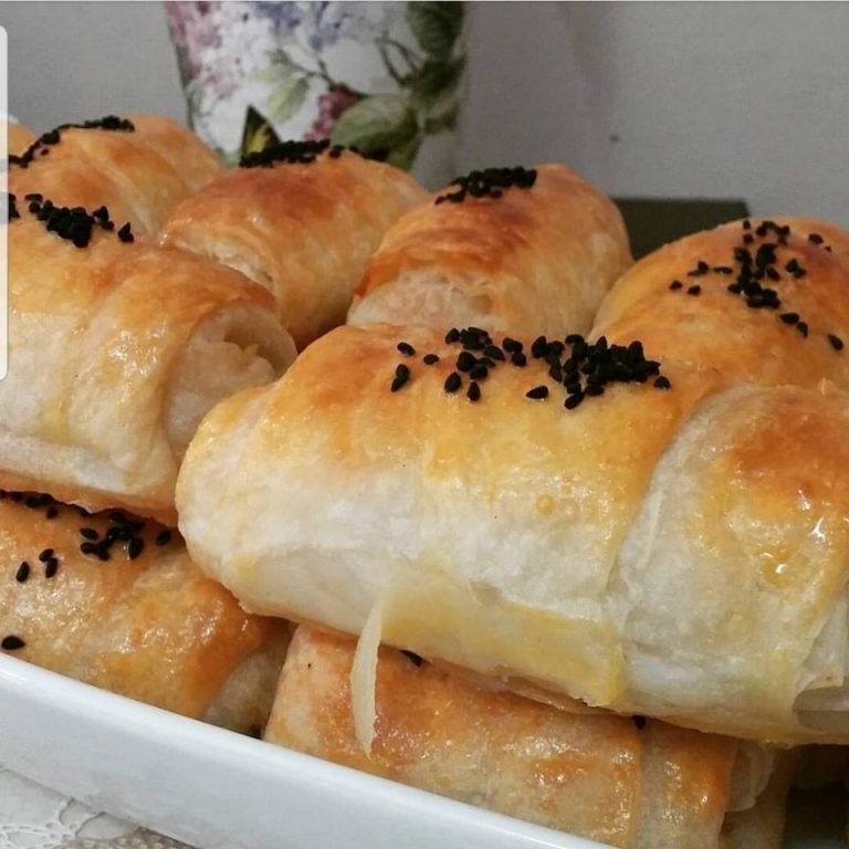 Banyolu Börek Nasıl Yapılır? Şakran Böreği